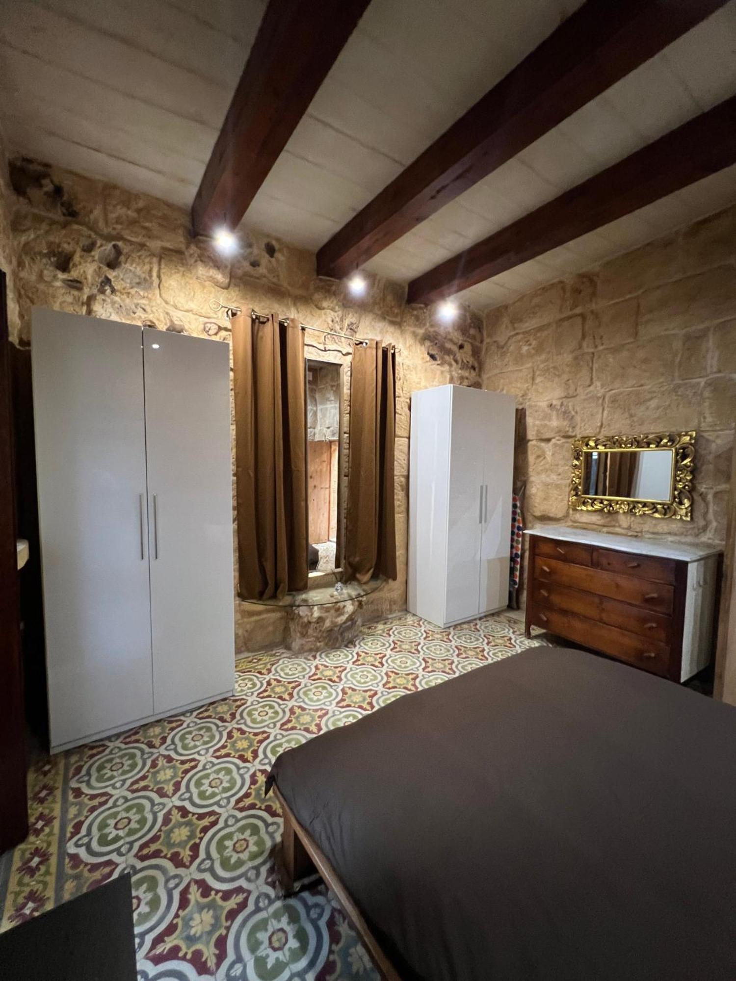 Appartamento Traditional Maltese By Ma *