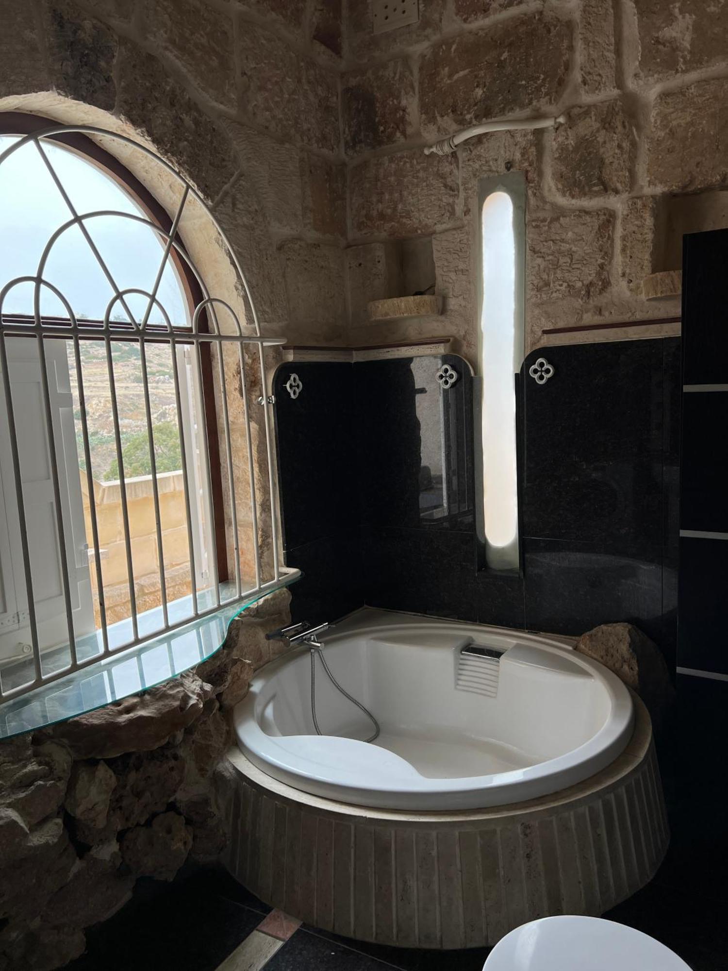 Appartamento Traditional Maltese By Ma *